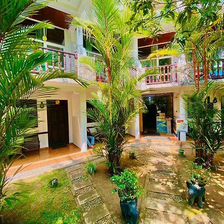 Poppies Mirissa Otel Dış mekan fotoğraf